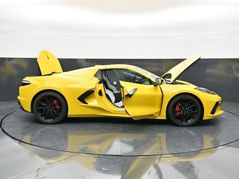 Used 2025 Chevrolet Corvette Stingray Convertible w/ 1LT image 44