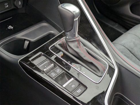 Certified 2025 Acura ADX A-Spec image 23