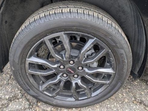 Used 2022 GMC Terrain Denali image 23