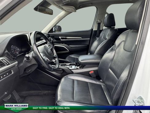 Used 2020 Kia Telluride S image 10