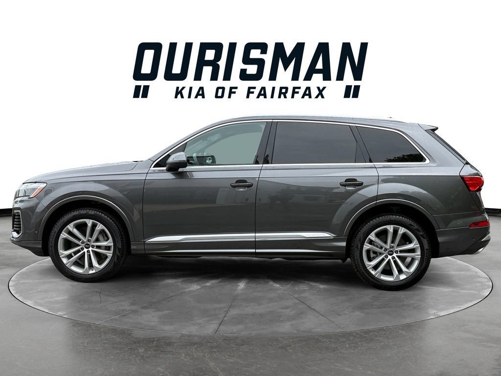 Used 2025 Audi Q7 3.0T Premium Plus AWD/4WD image 3