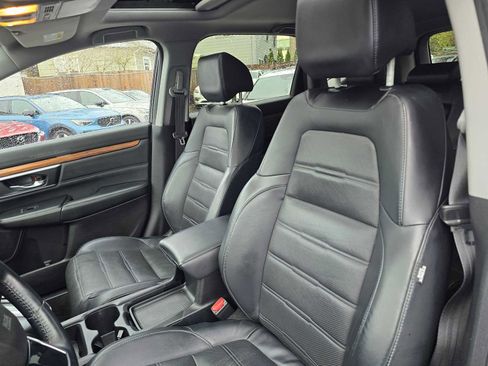 Used 2017 Honda CR-V Touring image 21