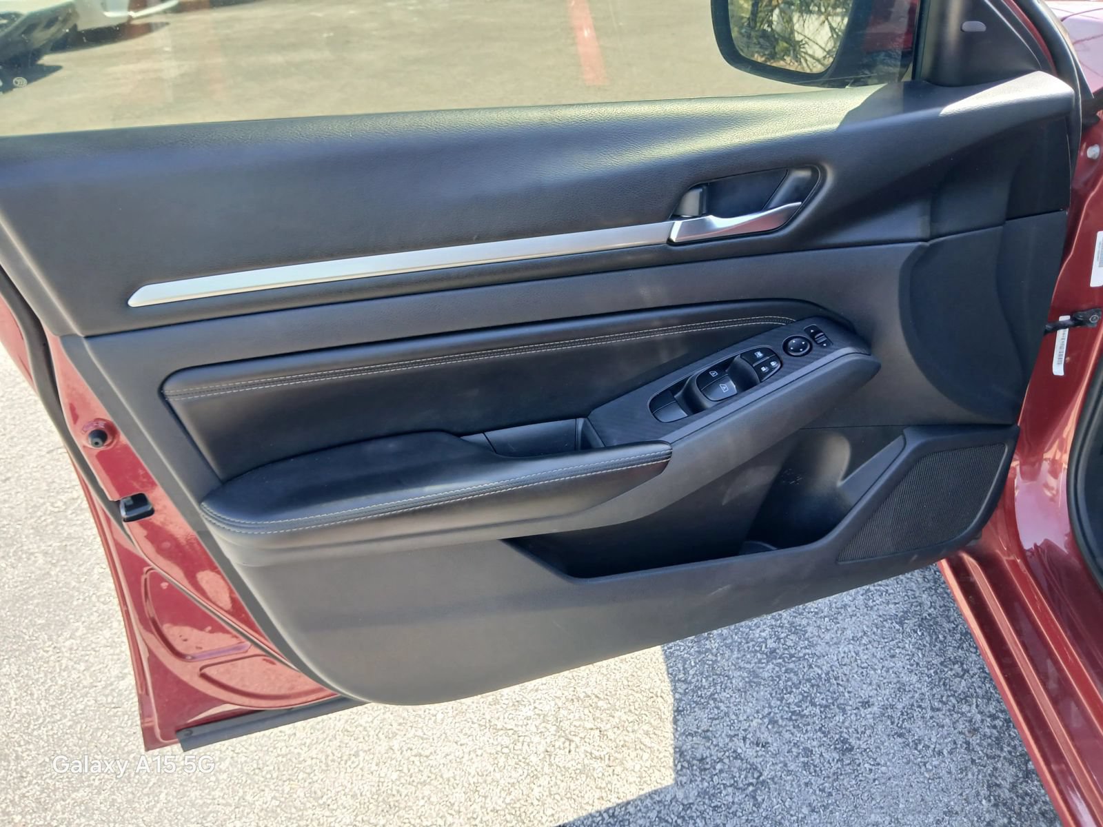 Used 2019 Nissan Altima 2.5 SV FWD image 10
