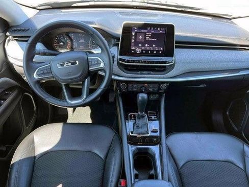 Certified 2022 Jeep Compass Latitude w/ Convenience Group image 50