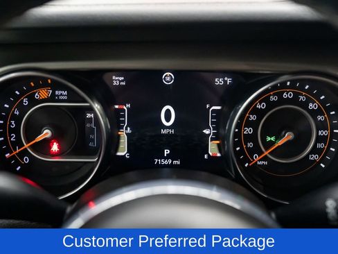 Used 2023 Jeep Wrangler Unlimited Sahara AWD/4WD image 17