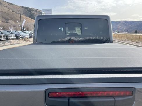 New 2026 Jeep Gladiator Mojave image 12