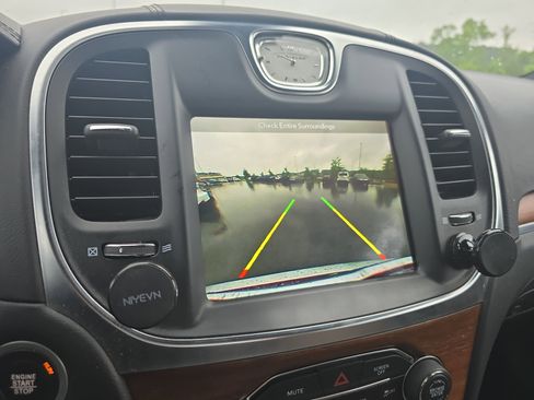 Used 2018 Chrysler 300 C w/ Safetytec Plus Group RWD image 22