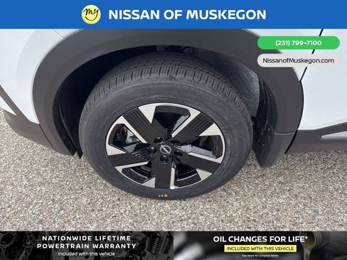 New 2026 Nissan Kicks SV w/ SV Premium Package image 9