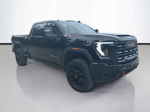 Used 2025 GMC Sierra 2500 AT4 w/ AT4 Premium Plus Package image 7