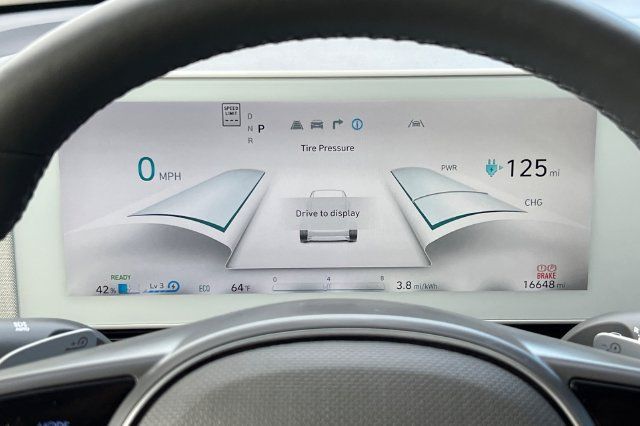 Certified 2024 Hyundai Ioniq 5 SEL RWD image 32