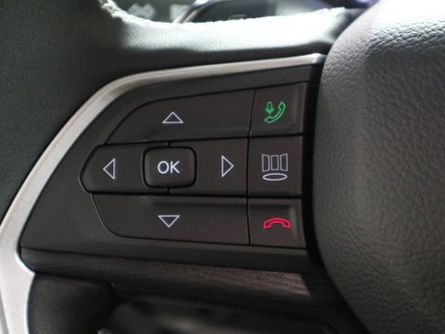 New 2025 Jeep Grand Cherokee L Altitude image 27