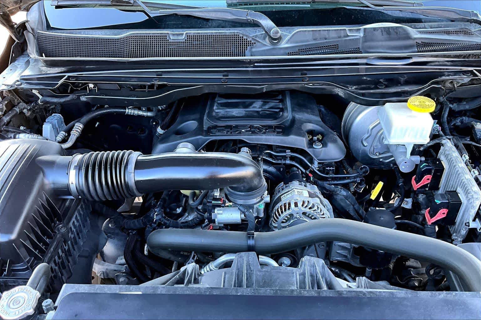 Used 2019 RAM 1500 Big Horn RWD image 32