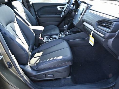 New 2025 Subaru Forester Limited image 17