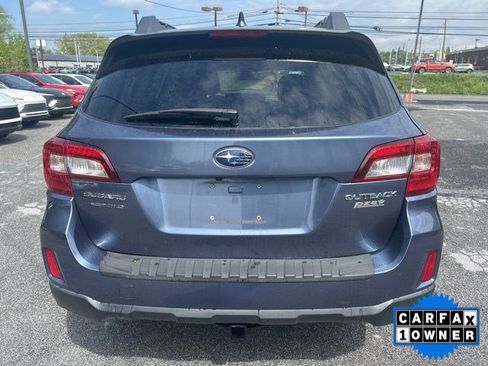 Used 2017 Subaru Outback 2.5i Premium AWD/4WD image 5