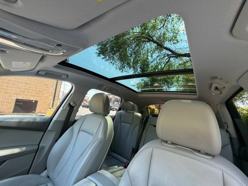 Used 2018 Audi Q7 3.0T Premium Plus w/ Premium Plus Package AWD/4WD image 8