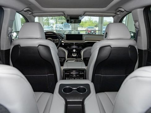 Used 2022 Acura MDX FWD w/ Technology Package image 17