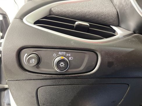 Used 2024 Chevrolet Malibu LT image 28