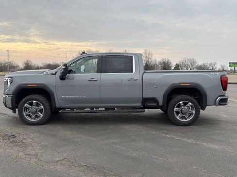 Certified 2025 GMC Sierra 2500 SLE w/ SLE Value Package; image 6