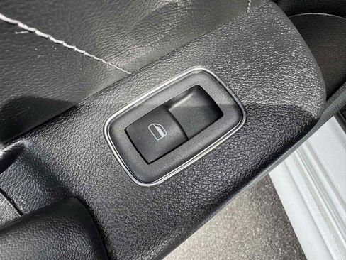 Used 2017 Dodge Charger R/T w/ Driver Confidence Group image 40