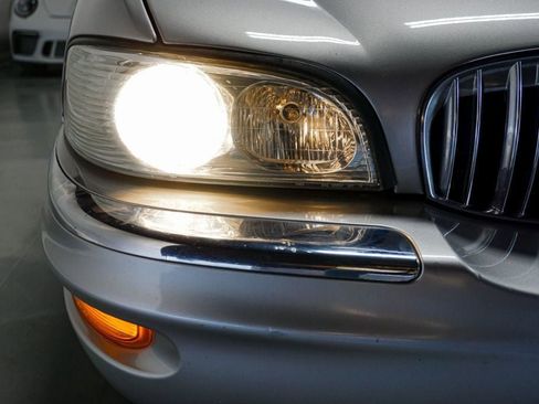 Used 2004 Buick Park Avenue Ultra FWD image 75