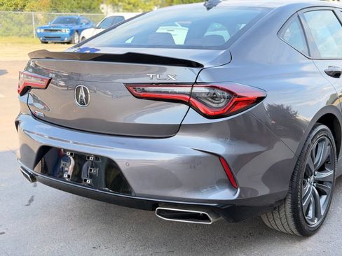 Used 2022 Acura TLX w/ A-SPEC Pkg FWD image 9