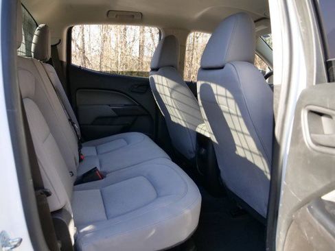 Used 2020 Chevrolet Colorado W/T w/ WT Convenience Package image 26