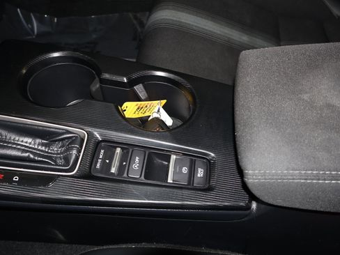 Certified 2023 Honda Civic Sport image 30