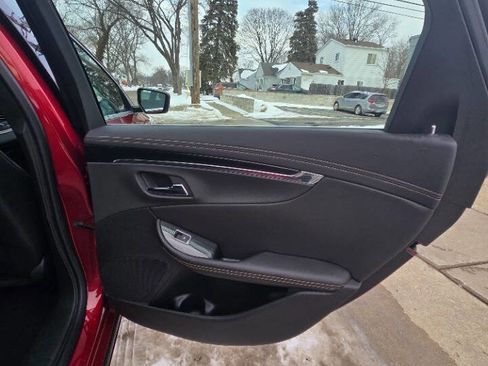 Used 2019 Chevrolet Impala LT w/ Sunroof and Spoiler Package image 26