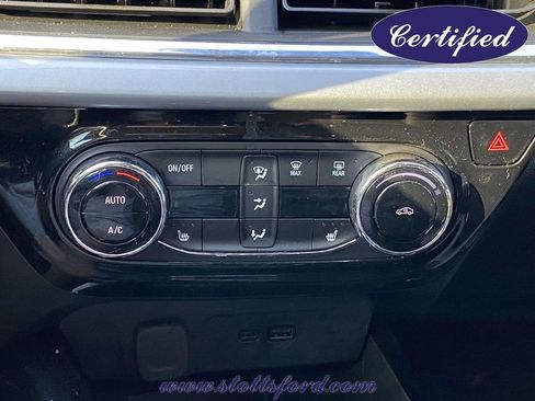 Used 2025 Chevrolet Trax LT w/ Driver Confidence Package FWD image 27