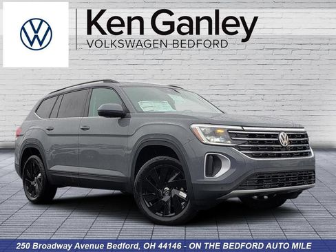 New 2026 Volkswagen Atlas SE AWD/4WD image 1