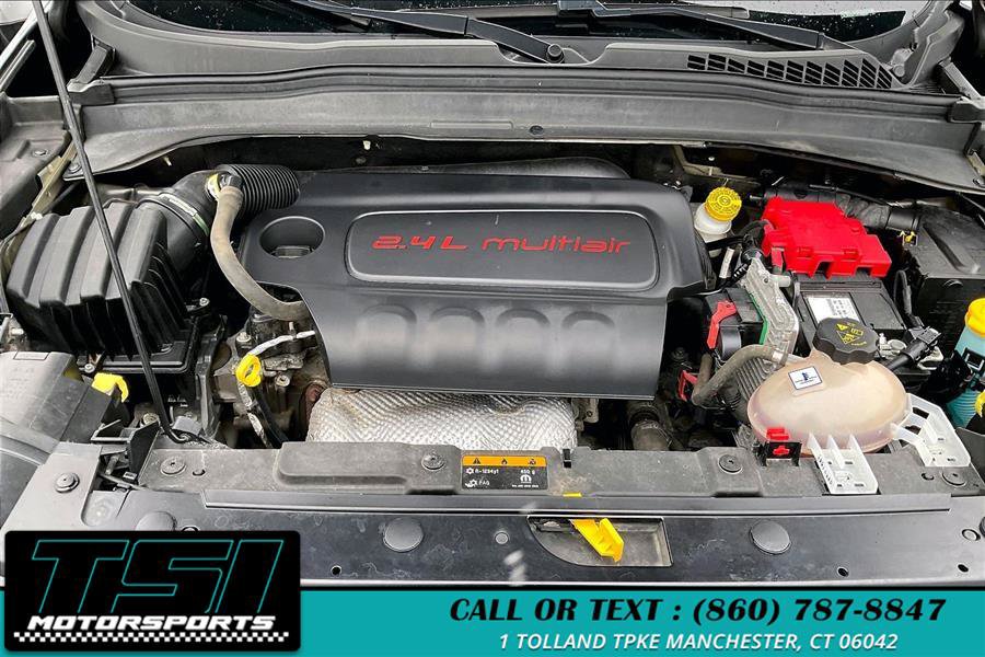 Used 2020 Jeep Renegade Altitude AWD/4WD image 8