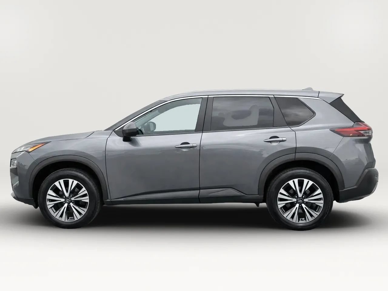 Used 2023 Nissan Rogue SV AWD/4WD image 8