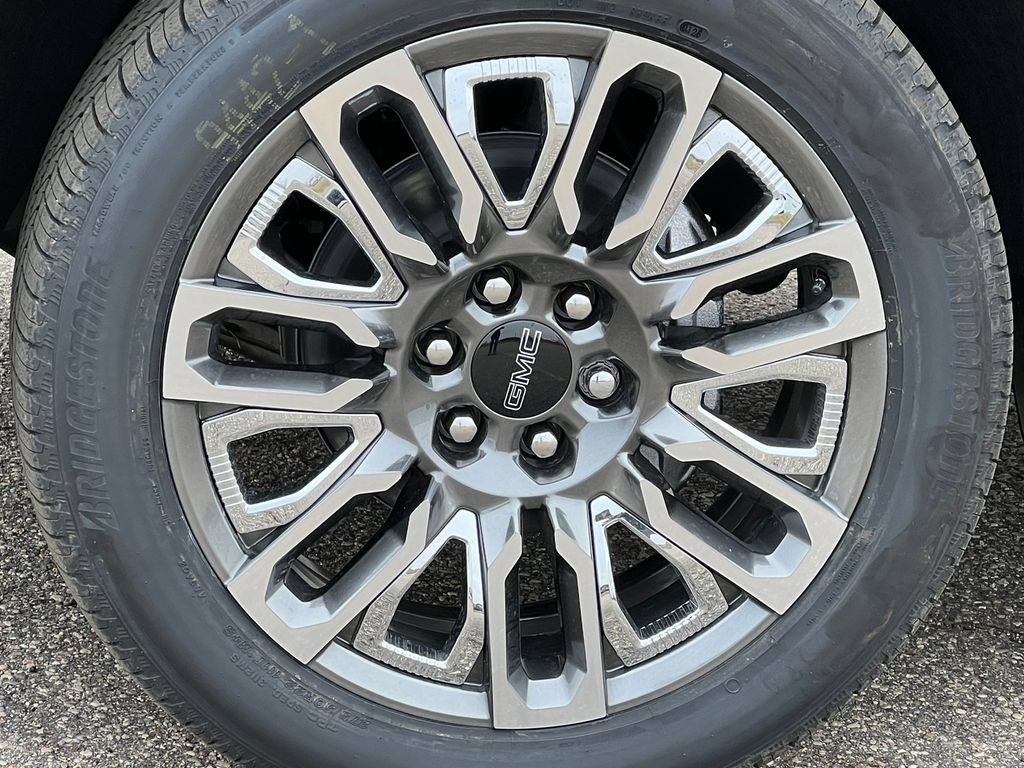 New 2026 GMC Sierra 1500 Denali Ultimate AWD/4WD image 8