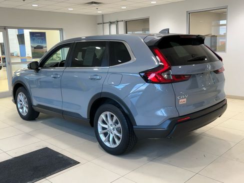 Used 2024 Honda CR-V EX image 8