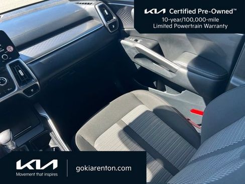 Used 2023 Kia Sorento LX FWD image 13