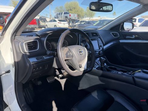 Used 2016 Nissan Maxima SR image 13