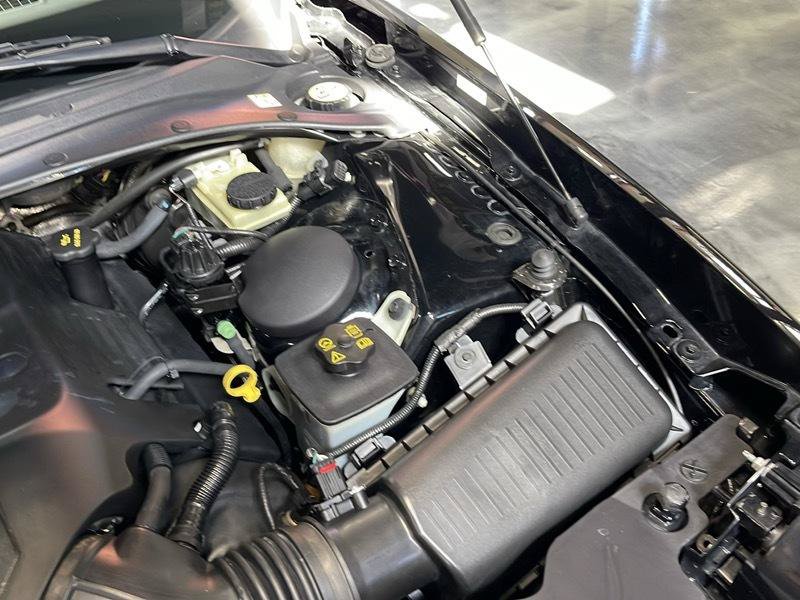 Used 2005 Ford Thunderbird RWD image 56