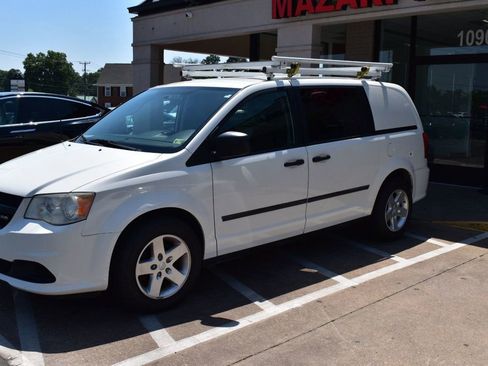 Used 2013 RAM C/V Tradesman image 8