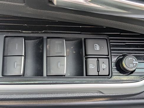 Certified 2026 Toyota Sienna XSE FWD image 12