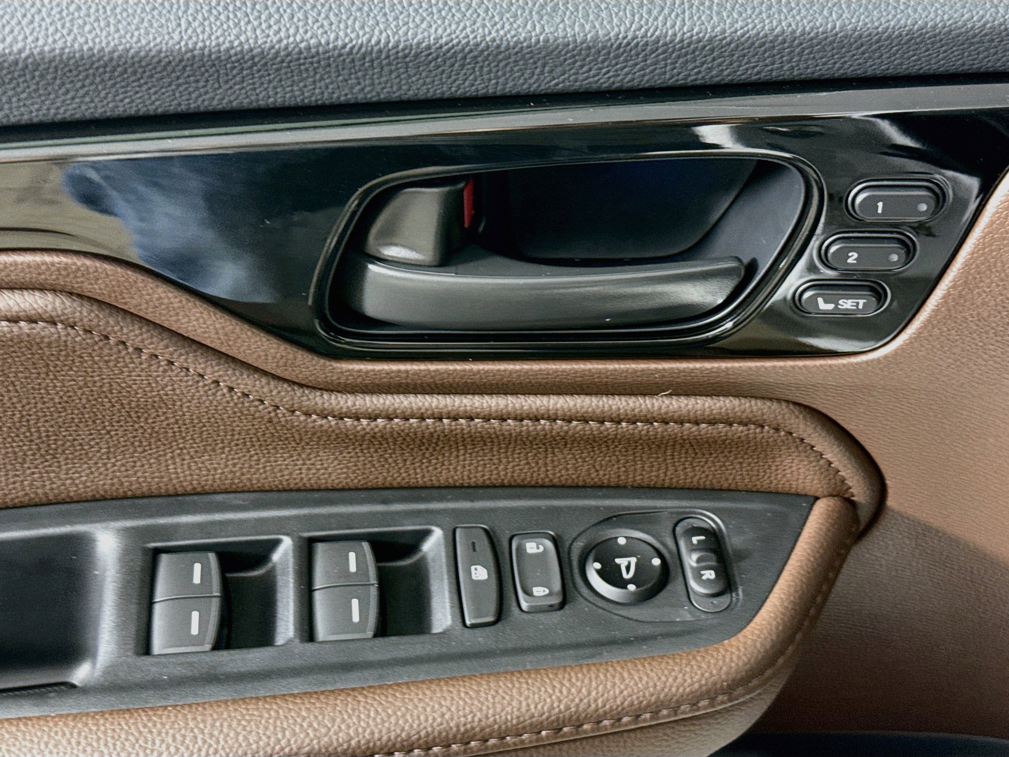 New 2027 Honda Odyssey Touring image 21