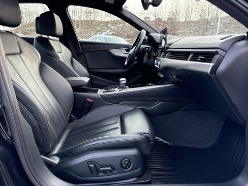 Used 2022 Audi A4 2.0T Premium Plus w/ Premium Plus Package image 32