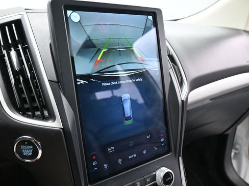 Certified 2023 Ford Edge SEL w/ Convenience Package AWD/4WD image 15