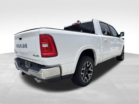 Used 2025 RAM 1500 Laramie AWD/4WD image 7