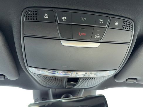 Used 2022 Mercedes-Benz E 350 Sedan w/ AMG Line Exterior image 39