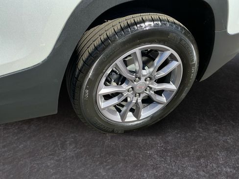 Used 2022 GMC Terrain SLT image 10