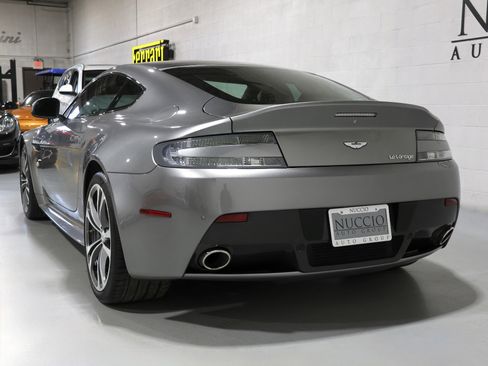 Used 2012 Aston Martin V12 Vantage Coupe image 25
