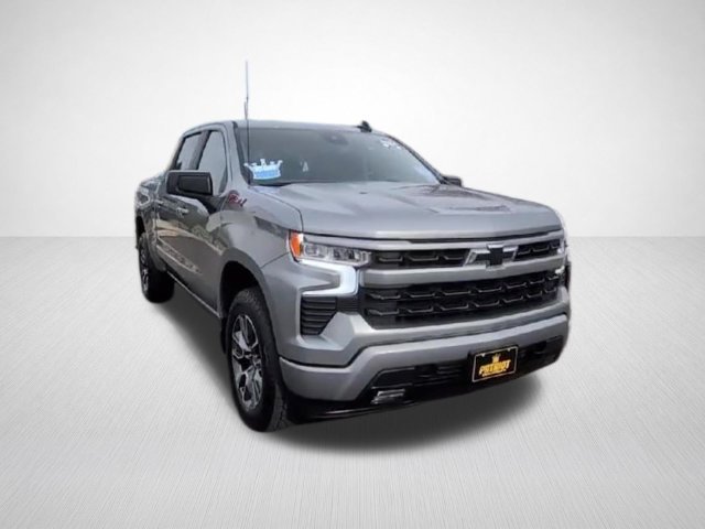 Used 2024 Chevrolet Silverado 1500 RST AWD/4WD image 4