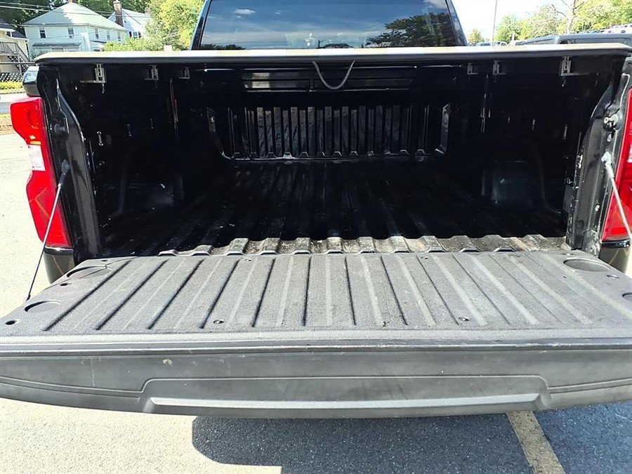 Used 2019 Chevrolet Silverado 1500 Custom w/ Custom Convenience Package AWD/4WD image 10