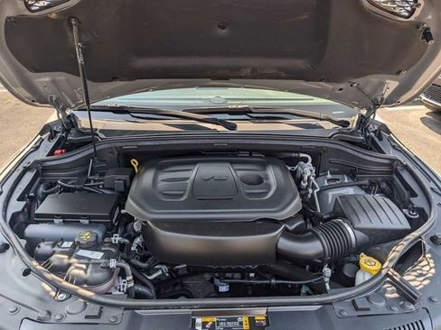 Certified 2022 Jeep Grand Cherokee Laredo X image 34