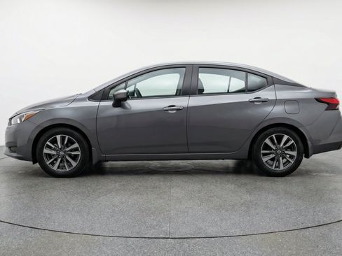Used 2025 Nissan Versa SV FWD image 5